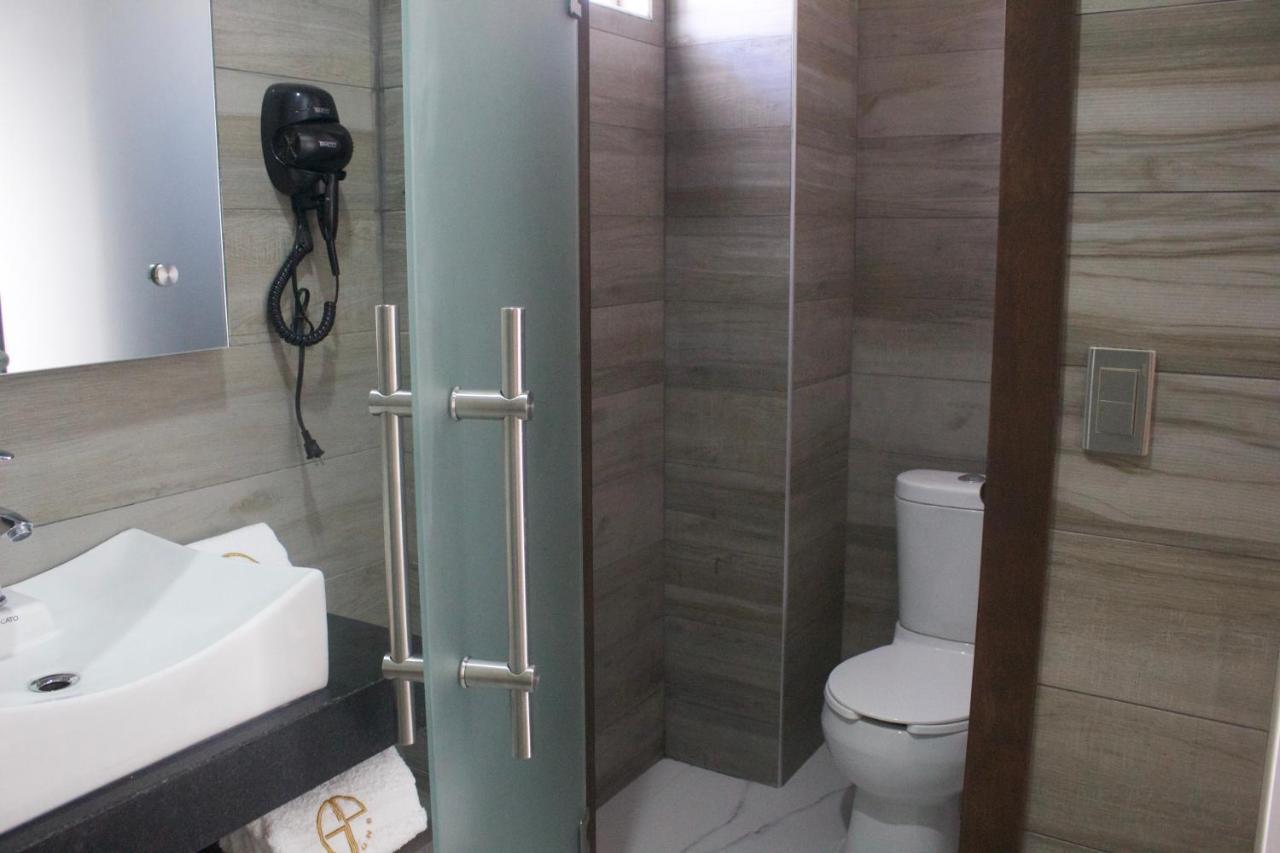 Hotel Grand One Plaza Тихуана Экстерьер фото