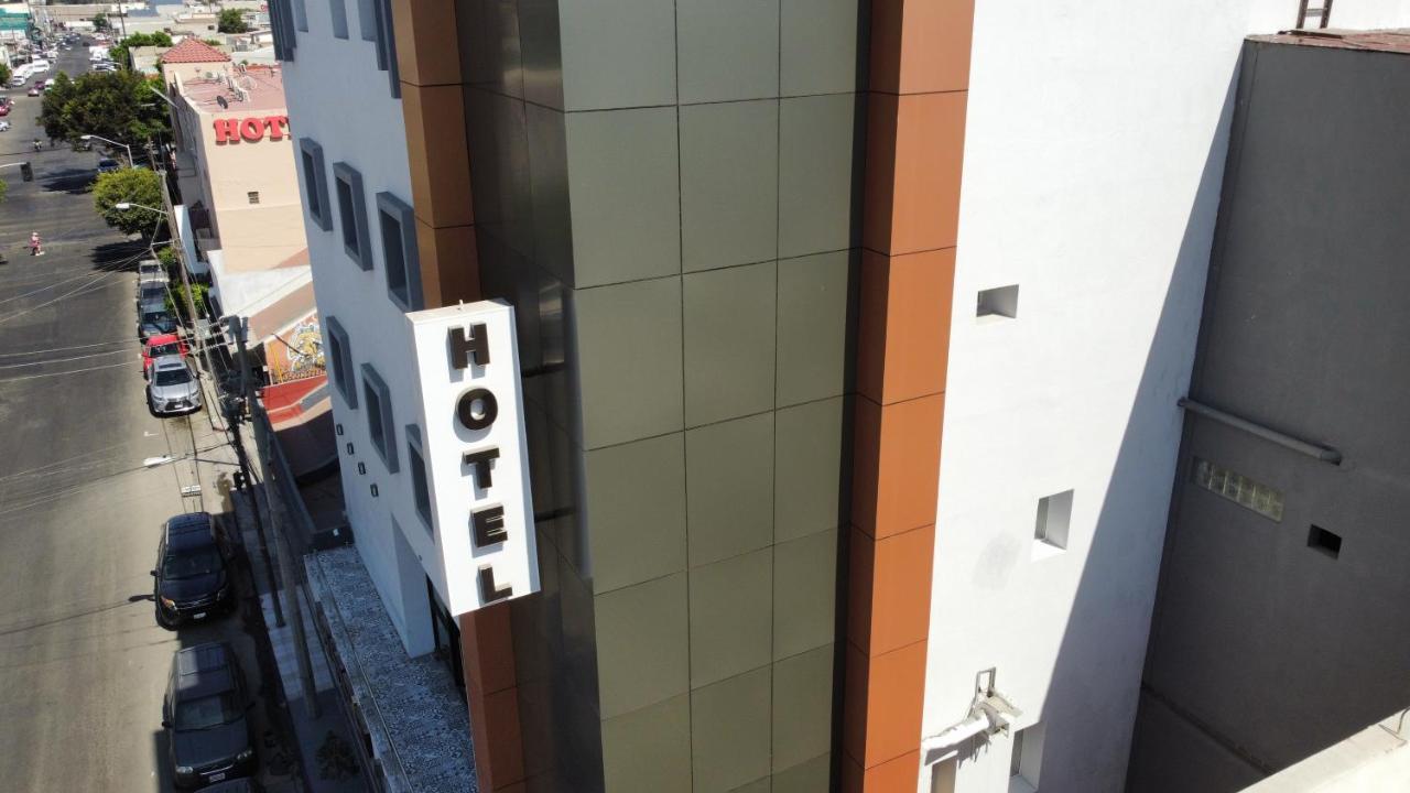 Hotel Grand One Plaza Тихуана Экстерьер фото