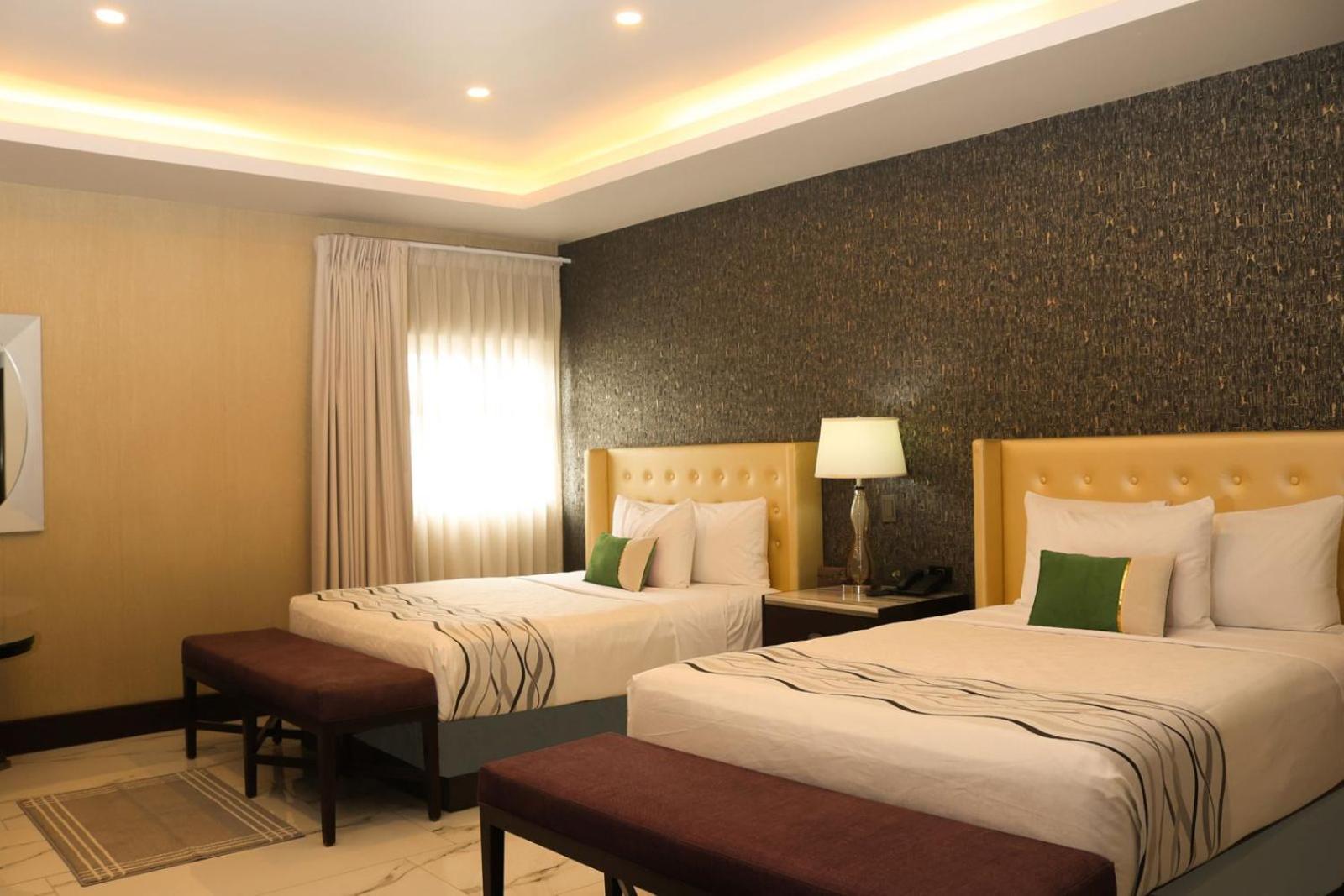Hotel Grand One Plaza Тихуана Экстерьер фото